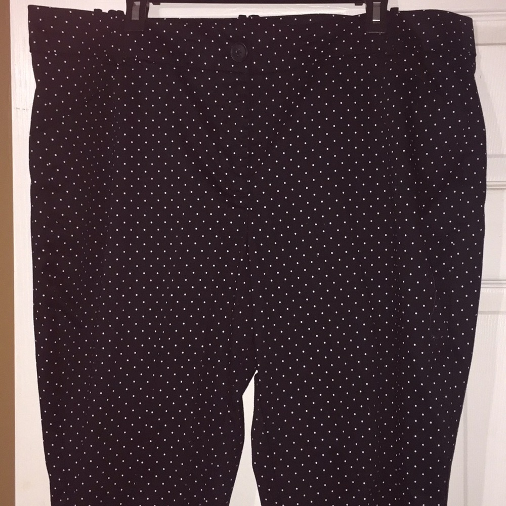 Polka dot ankle length slacks
